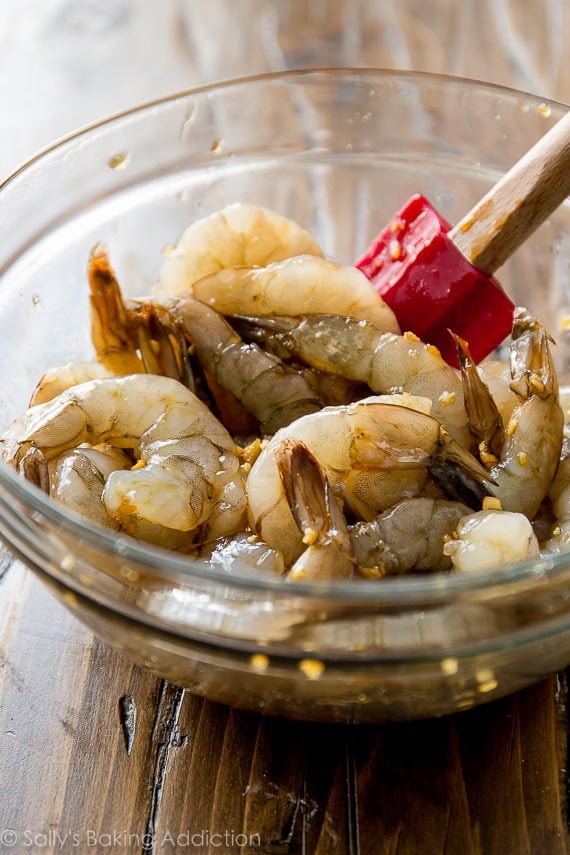 Raw shrimp in a glass bowl