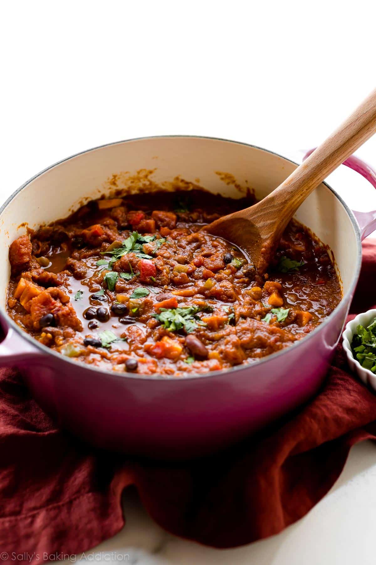 pumpkin chili in pink pot