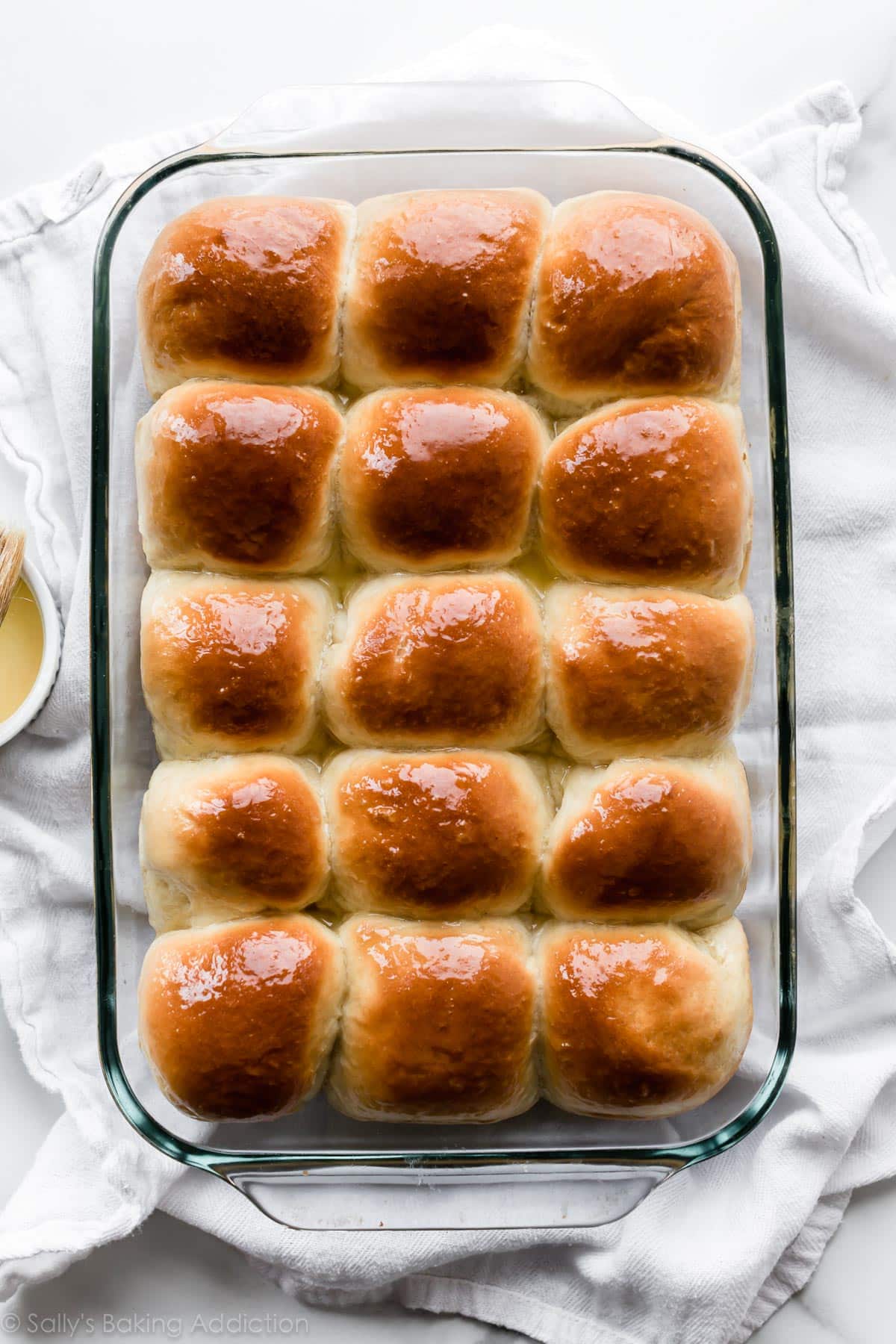 Dinner rolls in 9x13 inch glass baking pan